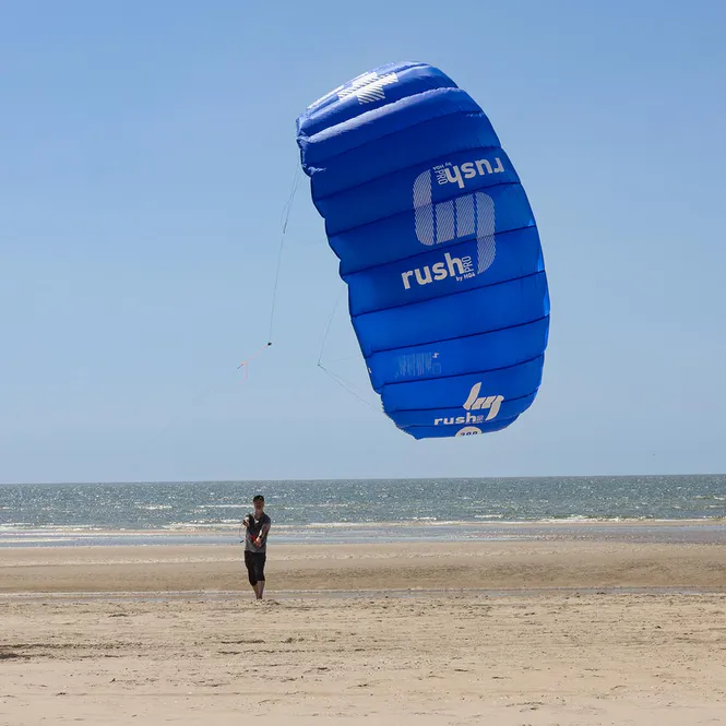 Hovedbilde HQ4 Rush PRO 300 R2F komplett kite